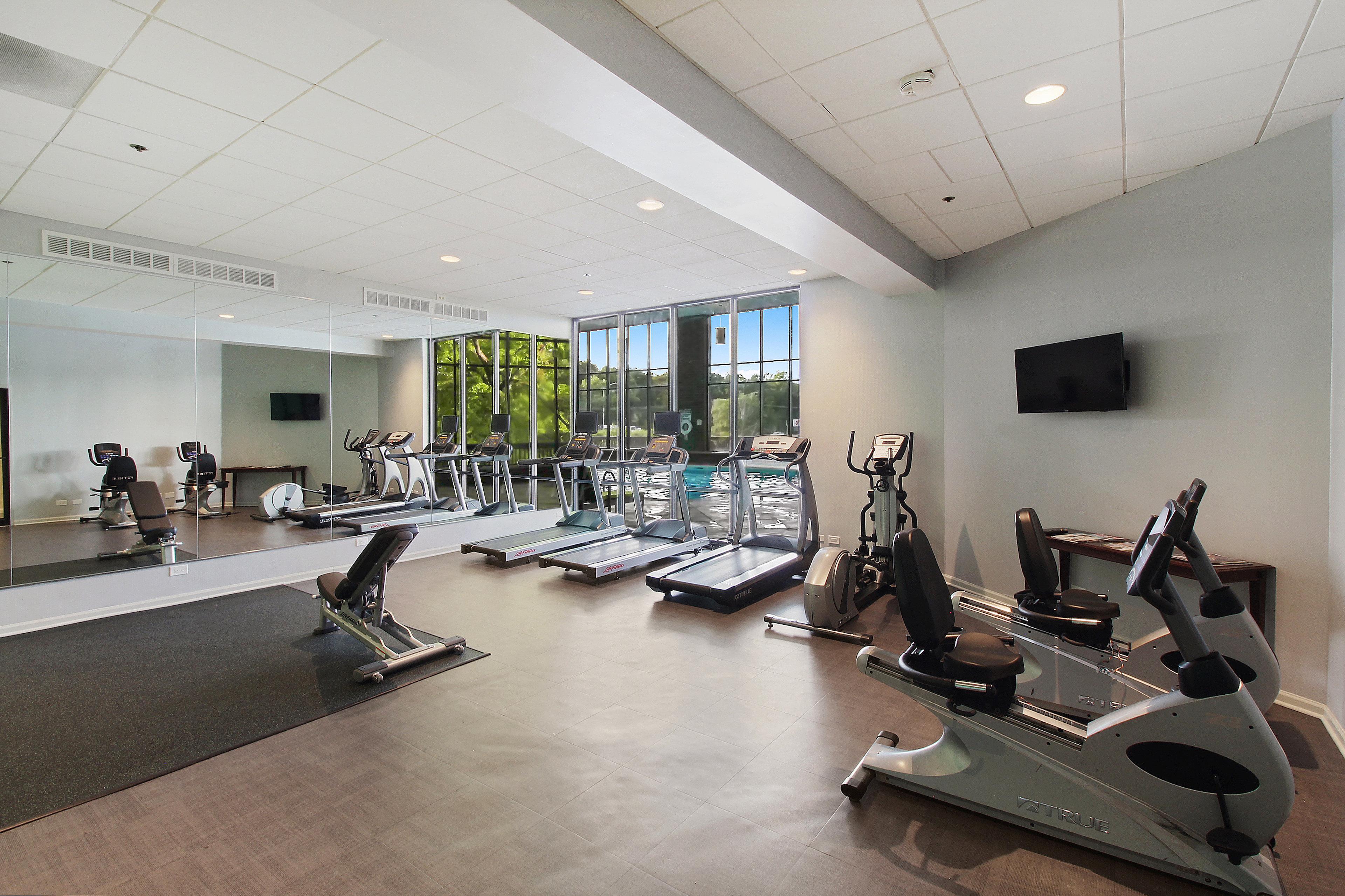 Holiday Inn Chicago Nw Crystal Lk Conv Ctr By Ihg Crystal Lake Zewnętrze zdjęcie
