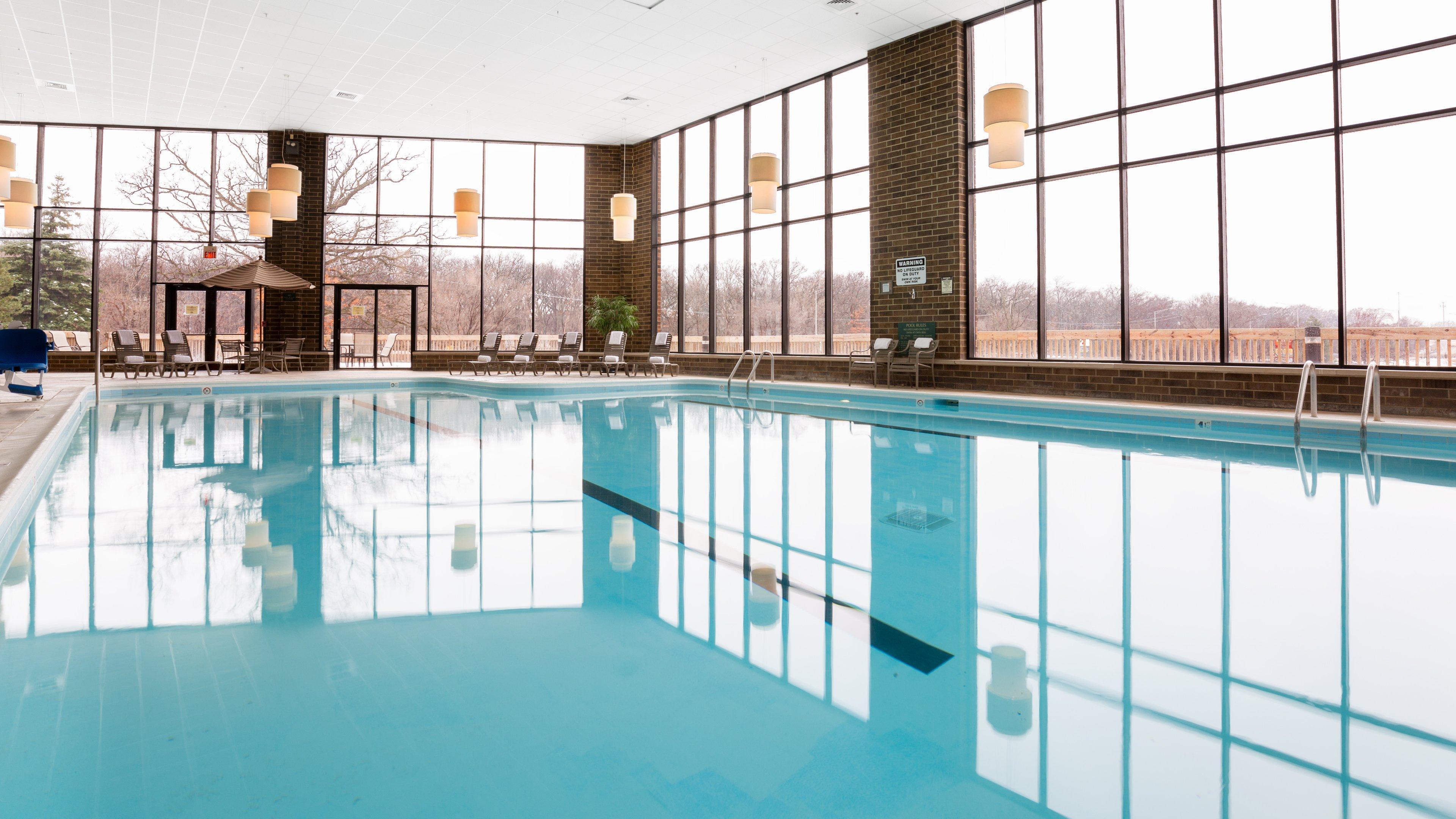 Holiday Inn Chicago Nw Crystal Lk Conv Ctr By Ihg Crystal Lake Zewnętrze zdjęcie