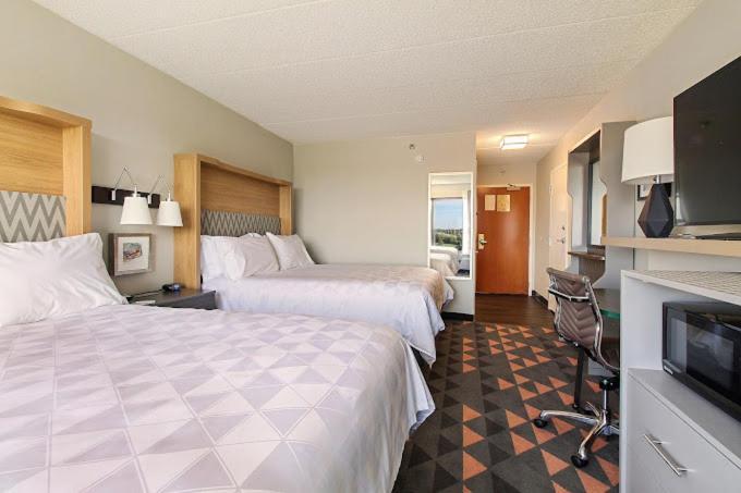 Holiday Inn Chicago Nw Crystal Lk Conv Ctr By Ihg Crystal Lake Zewnętrze zdjęcie